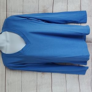 Island Company Visitor V-Neck Tee Size XL